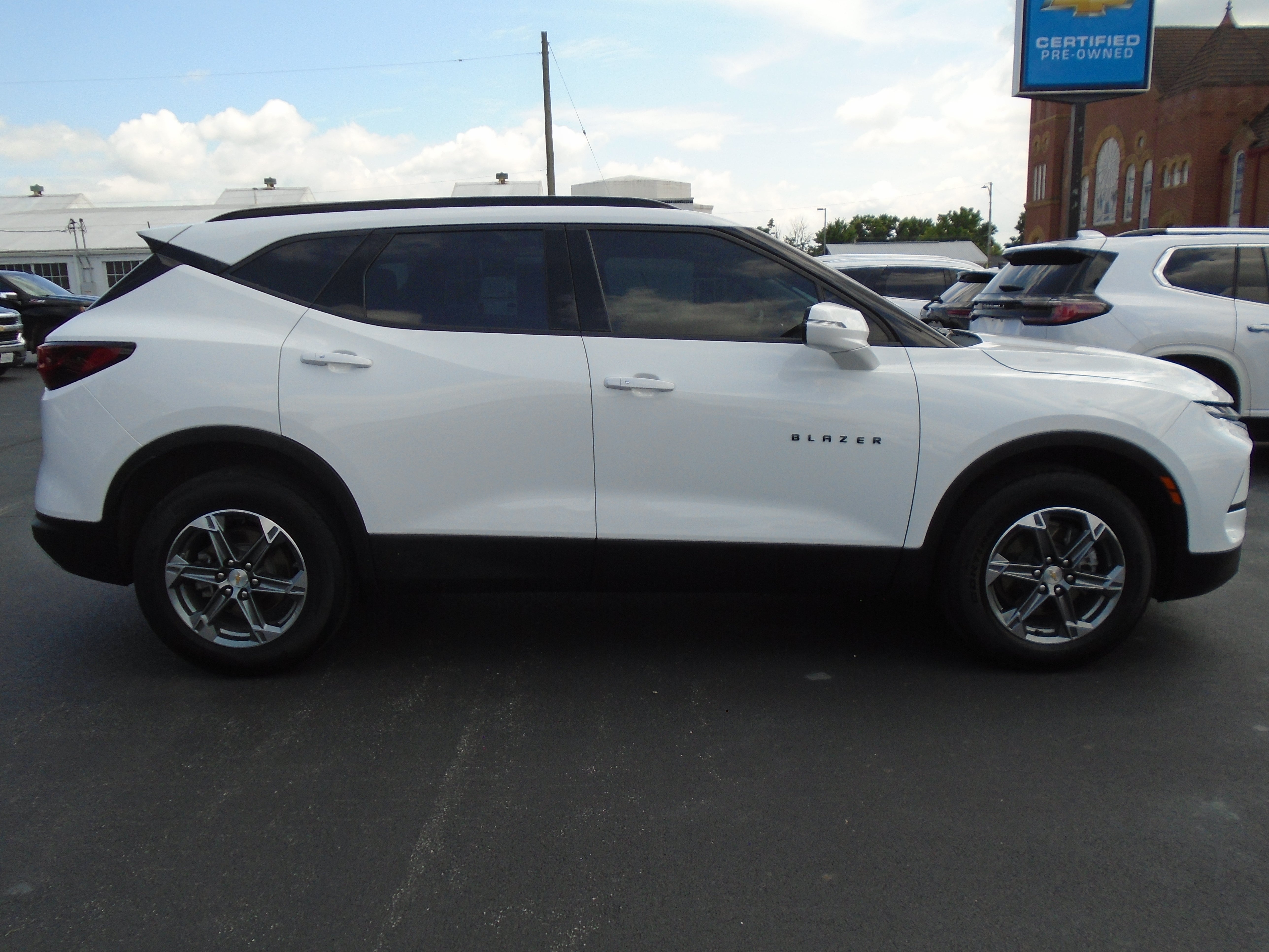 2023 Chevrolet Blazer 3LT in Summit White — front three-quarter view